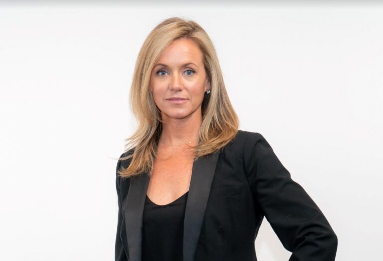 Deirdre Lester - Wild Business Growth Podcast #152: Chief Revenue Officer of Barstool Sports