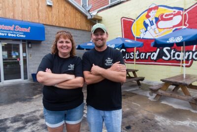Angie and Dee Cowger - Wild Business Growth Podcast #229: Chili Champions, Co-Founders of Custard Stand